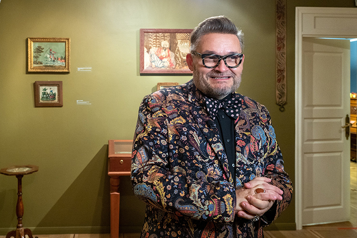 Пиджак мужа, туника и браслеты: Васильев рассказал о модных трендах 2021 года