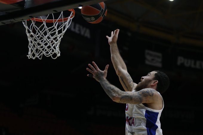 Баскетбольный клуб ЦСКА обыграл «Олимпиакос» в матче Евролиги