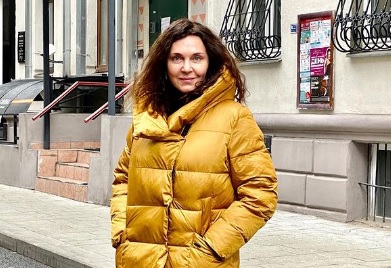 «Ничуть не изменилась»: 55-летняя Татьяна Лютаева впечатлила поклонников снимком в купальнике