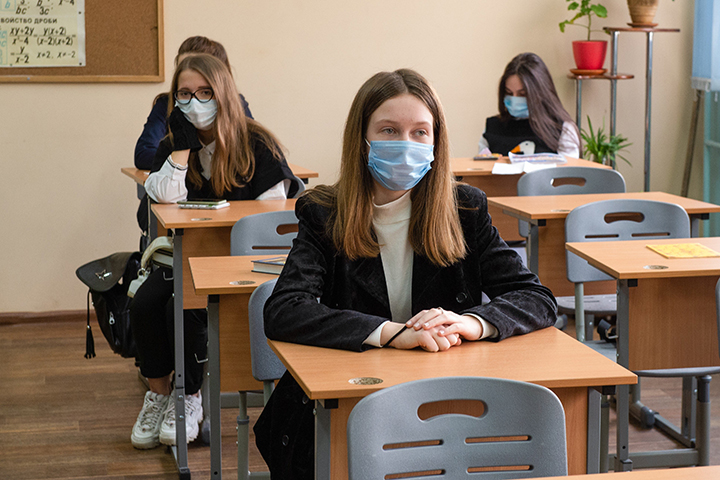 Итоговое сочинение для выпускников перенесли на 15 апреля