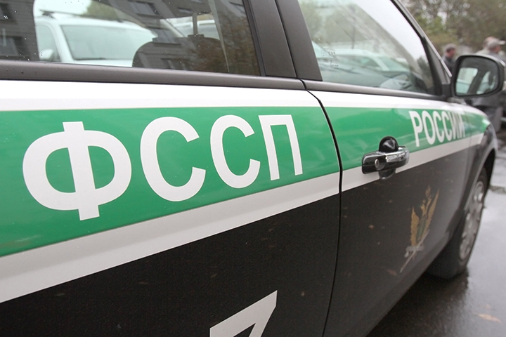 Приставы изъяли у москвича дорогую иномарку за неоплаченные штрафы