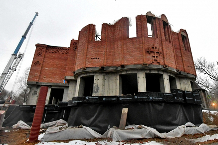 Кладку стен завершат в храме святой равноапостольной Марии Магдалины к маю