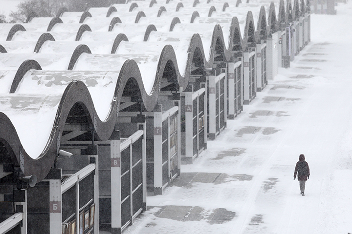 Москвичам порекомендовали пользоваться общественным транспортом из-за непогоды