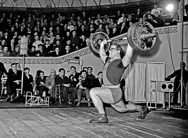 Олег Власов