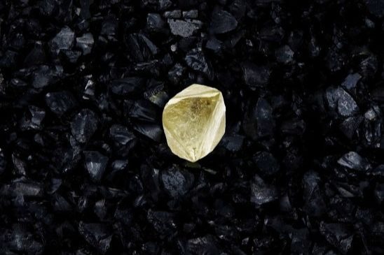 Крупный алмаз в Якутии назвали в честь российской вакцины от COVID-19