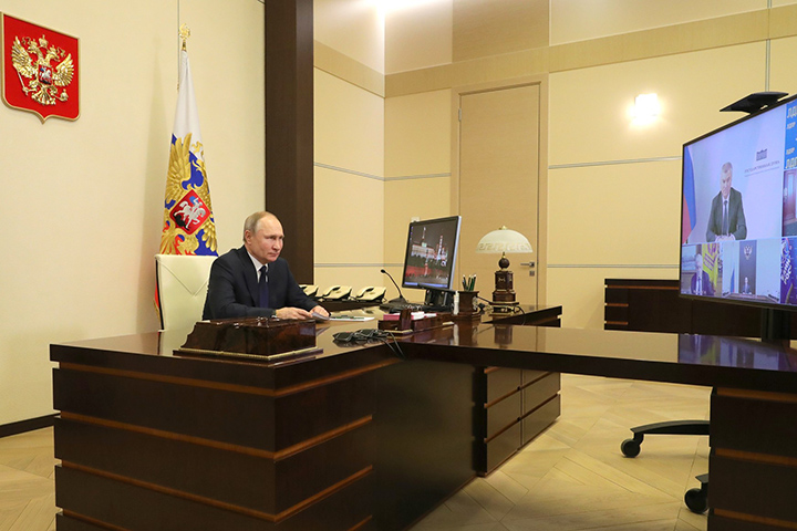 Путин: Нельзя допустить вмешательства в голосование на выборах в Госдуму