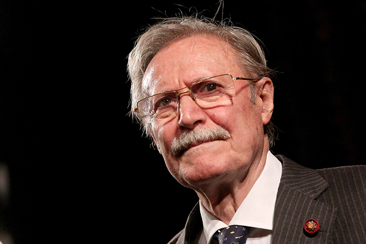 Стало известно, когда переболевшего коронавирусом Юрия Соломина выпишут из больницы