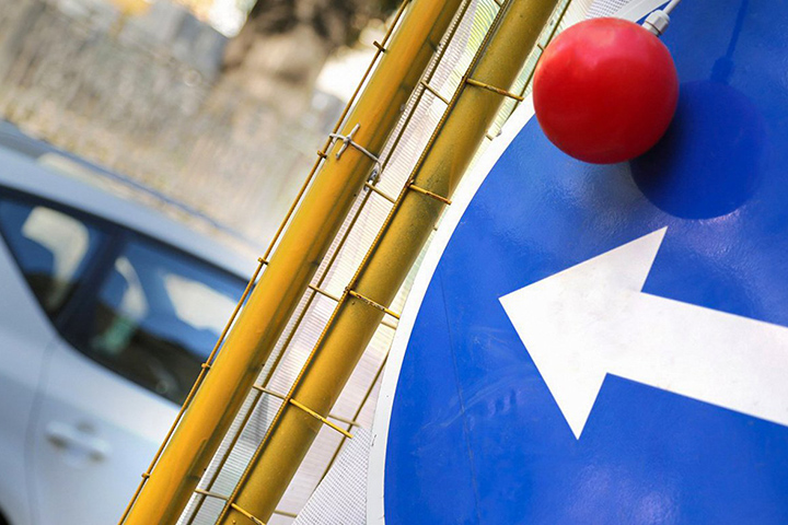 Движение в районе улицы Розы Люксембург ограничат до конца апреля