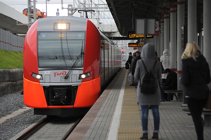 Валидаторы заработали на 13 остановках Казанского направления МЖД