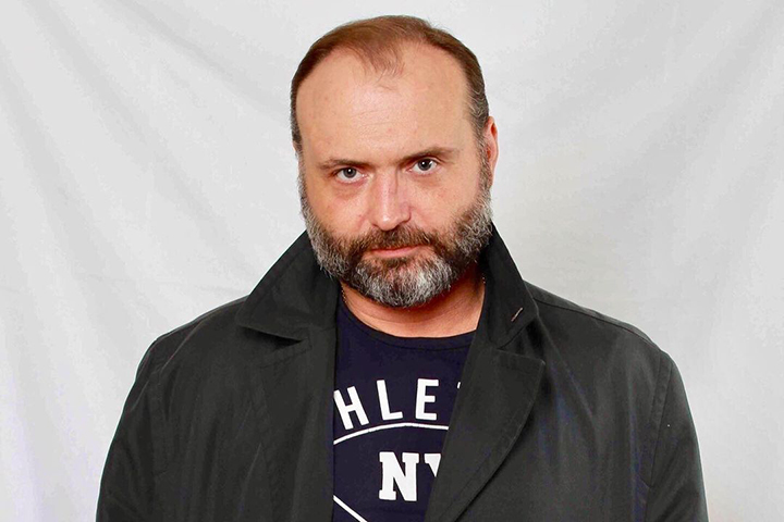 «Мне угрожают его девушки»: жена актера «Улиц разбитых фонарей» рассказала о его загулах