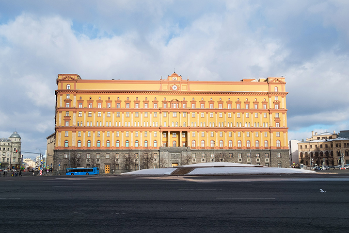 Москвичи выберут, кому будет поставлен памятник на Лубянской площади