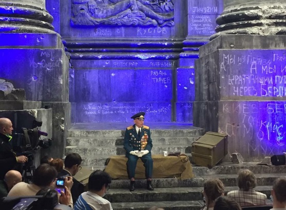 Девяностосемилетний ветеран представил свою новую книгу о войне в Музее Победы