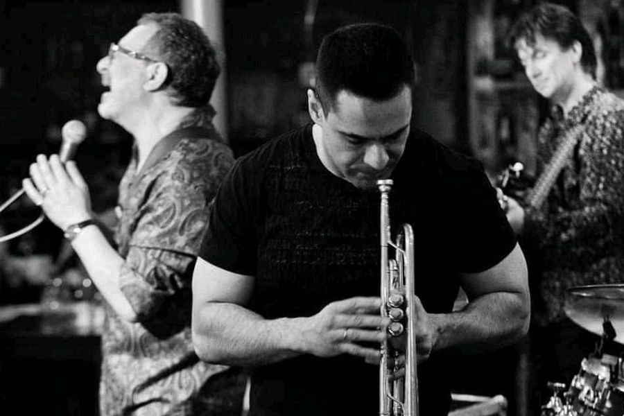 Участника группы «Машина времени» жестоко избили в центре Москвы