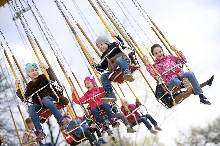 Усиленные рейды по проверке аттракционов начались в Московской области