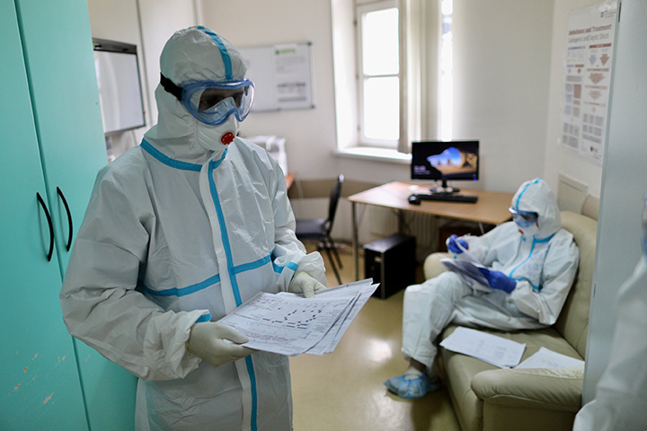 Больница в Вороновском за год оказала помощь более 10 тысячам пациентов с COVID-19