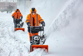 Места временного складирования снега организовали в Москве из-за сильной метели