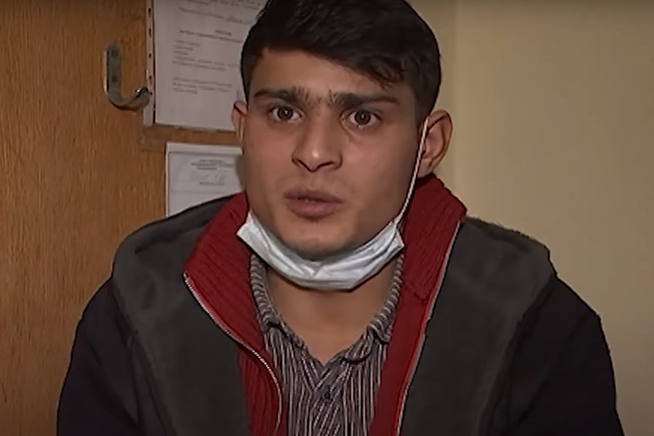 Появилось видео допроса подозреваемых в избиении музыканта «Машины времени»