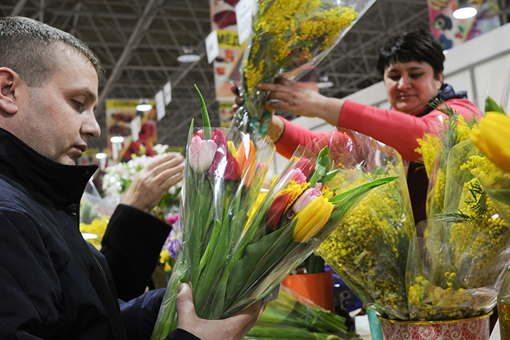 На здоровье и со смыслом: как выбрать правильный букет на 8 Марта