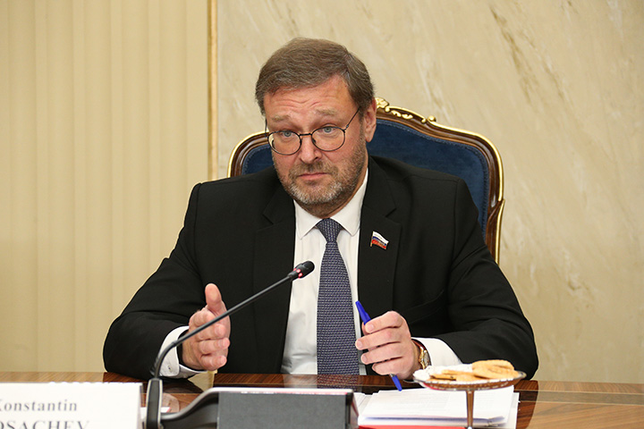 Косачев призвал предотвратить силовую операцию Киева в Донбассе