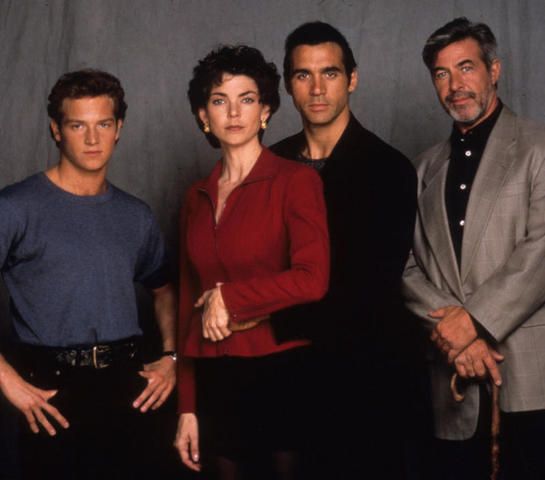 Сериал "Горец "снимался в четырех странах мира: США, Великобритании (Шотландии), Канаде и Франции