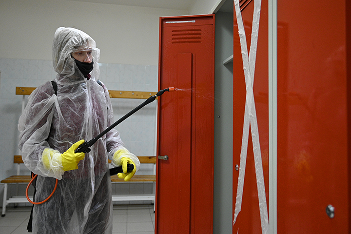 МЧС за время пандемии продезинфицировало свыше 15 тысяч школ и больниц