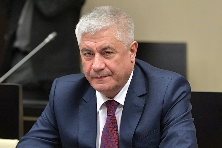 Колокольцев наградил полицейских, отличившихся на спортивных соревнованиях