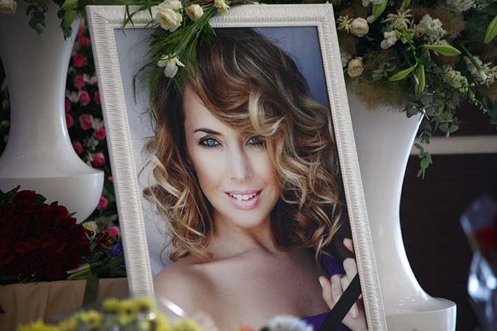 «Тела нет, могила вскрыта»: Стас Барецкий рассказал, что останки Жанны Фриске похитили