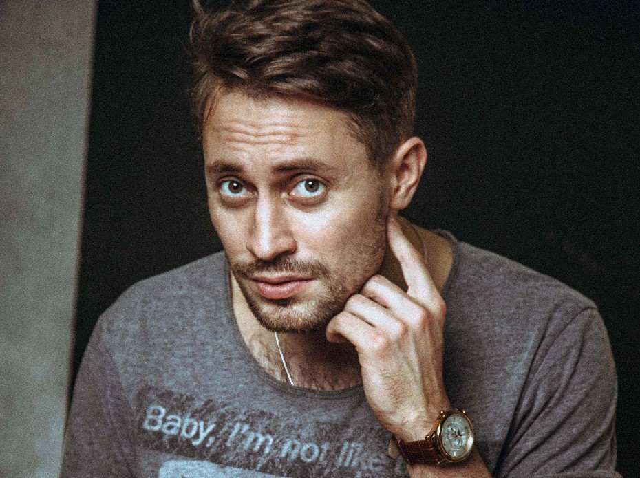 актер Антон Филипенко