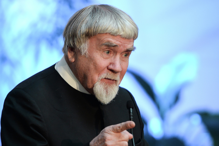 Умер писатель и критик Валентин Курбатов