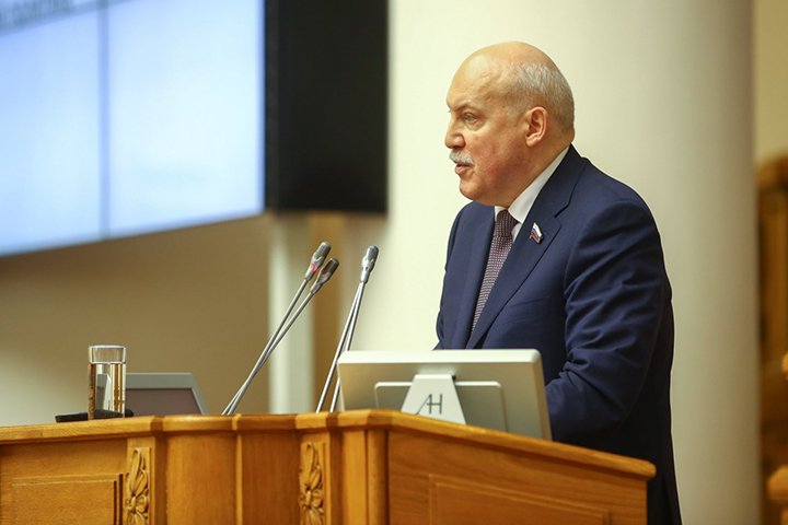 Владимир Путин освободил от обязанностей посла РФ в Белоруссии Дмитрия Мезенцева