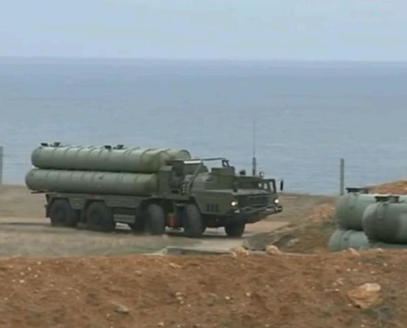 Время развертывания комплекса в боевое положение составляет меньше пяти минут