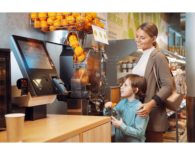 Начивки с супергероями Marvel теперь можно получить в магазинах столичной торговой сети