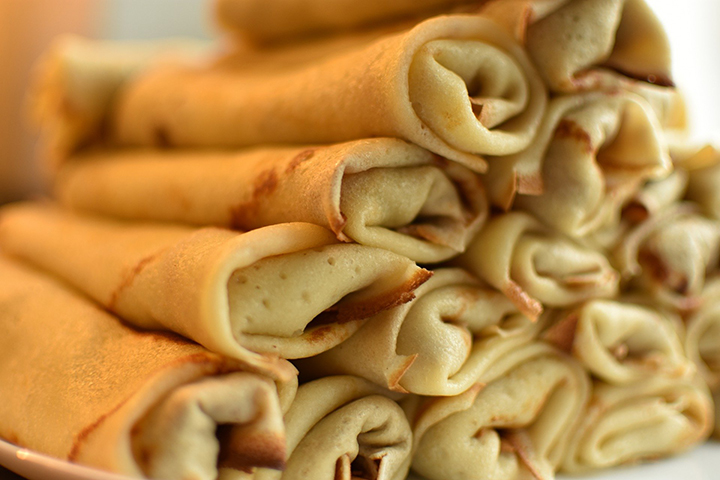 Диетолог Писарева назвала четыре способа снизить калорийность масленичных блинов