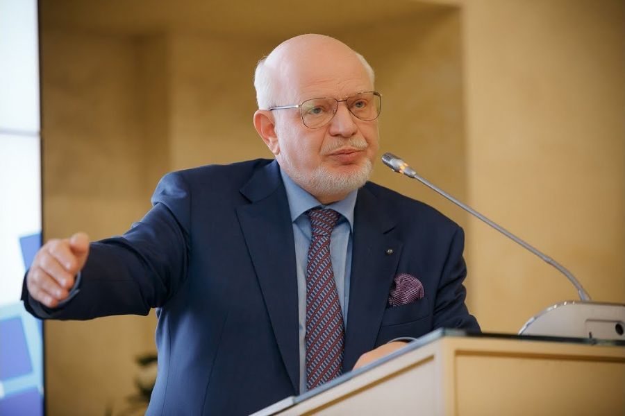 Михаил Федотов: Робот никогда не заменит журналиста