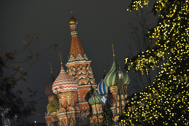 Более 30 столичных объектов украсила архитектурно-художественная подсветка в 2020 году