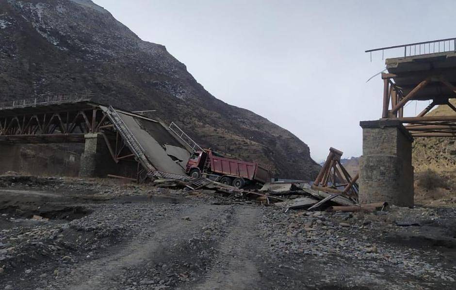 Один человек пострадал при обрушении моста в Дагестане