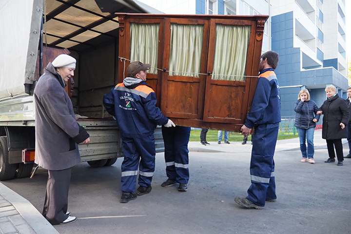 Жители столицы смогут вызвать грузчиков для переезда по программе реновации в онлайн-режиме