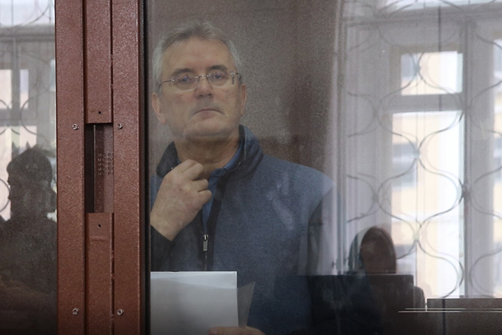 Бывший губернатор Пензенской области признался в получении 20 миллионов рублей