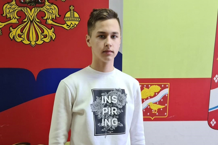 Школьник из Подмосковья спас провалившегося под лед ребенка