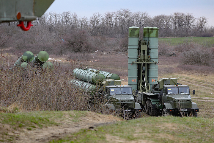 Глава ФСВТС назвал сроки поставок в Индию первого дивизиона С-400