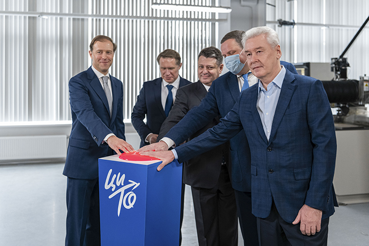 Сергей Собянин открыл новое производство медицинских изделий на базе ЦИТО