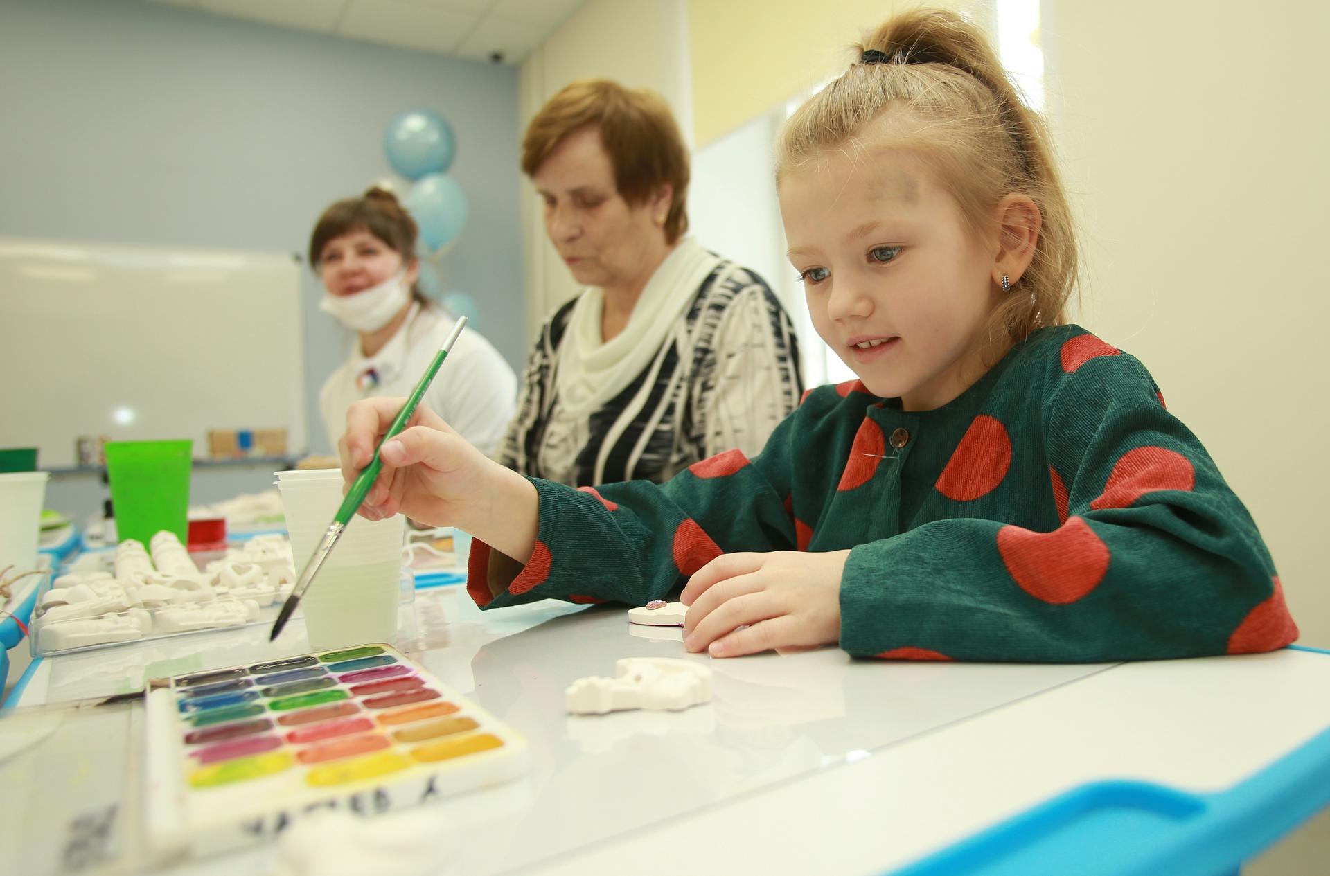 Творческую программу на неделю подготовили для юных москвичей