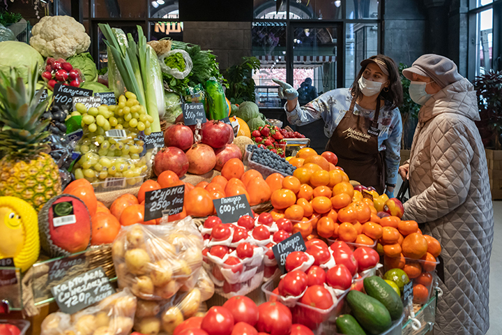 Семьдесят ветеринаров будут следить за качеством продуктов на ярмарках в Москве