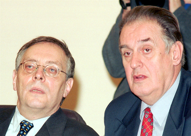 Лев Любимов (справа)