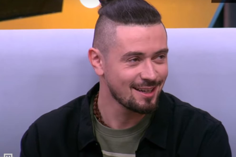 «Как в ситкоме»: Даниил Авербух рассказал, как провел самоизоляцию в доме у знаменитого брата