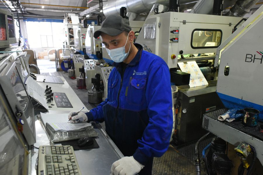 Компания «ЛЕД-эффект» увеличила объем производства благодаря нацпроекту «Производительность труда»