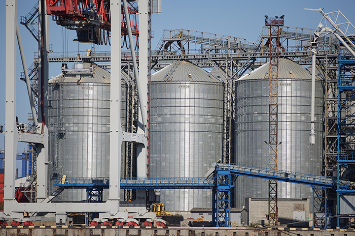 Глава ВПП ООН попросил президента России открыть украинские морские порты