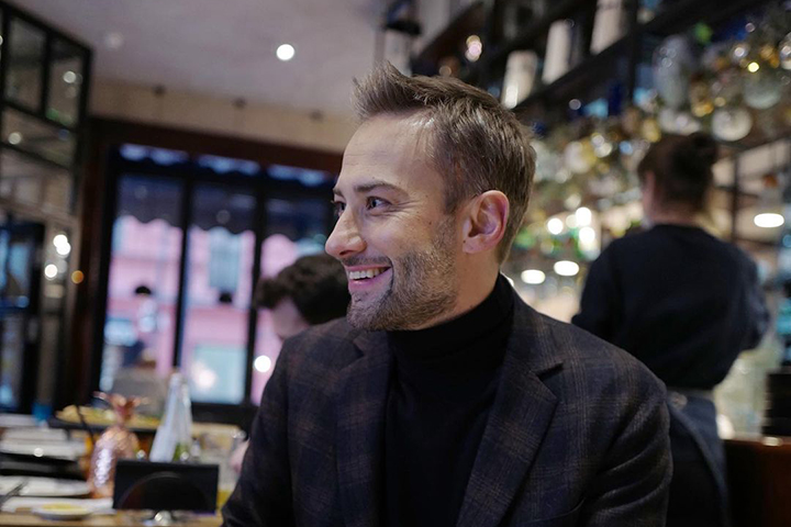 «Приятные хлопоты»: Шепелев опубликовал фото с новорожденным сыном