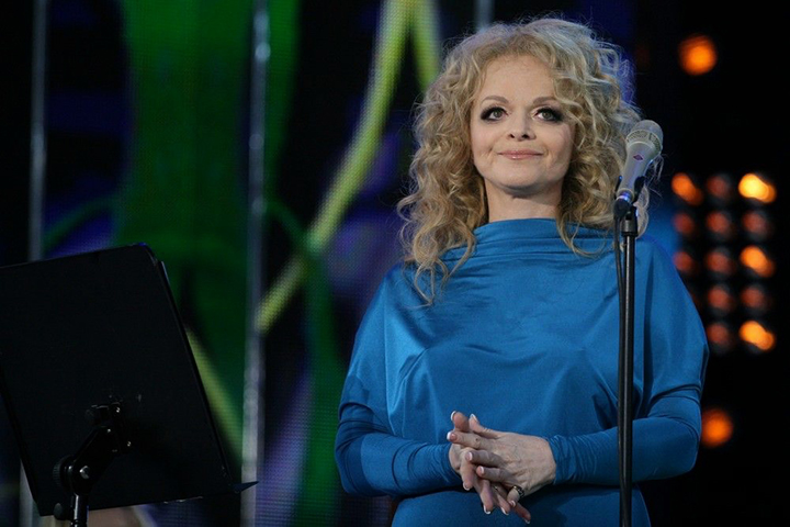 «Хотел сжечь»: звездный модельер раскритиковал гардероб Долиной