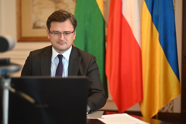 «Не лучшее время»: глава МИД Украины упрекнул НАТО из-за России